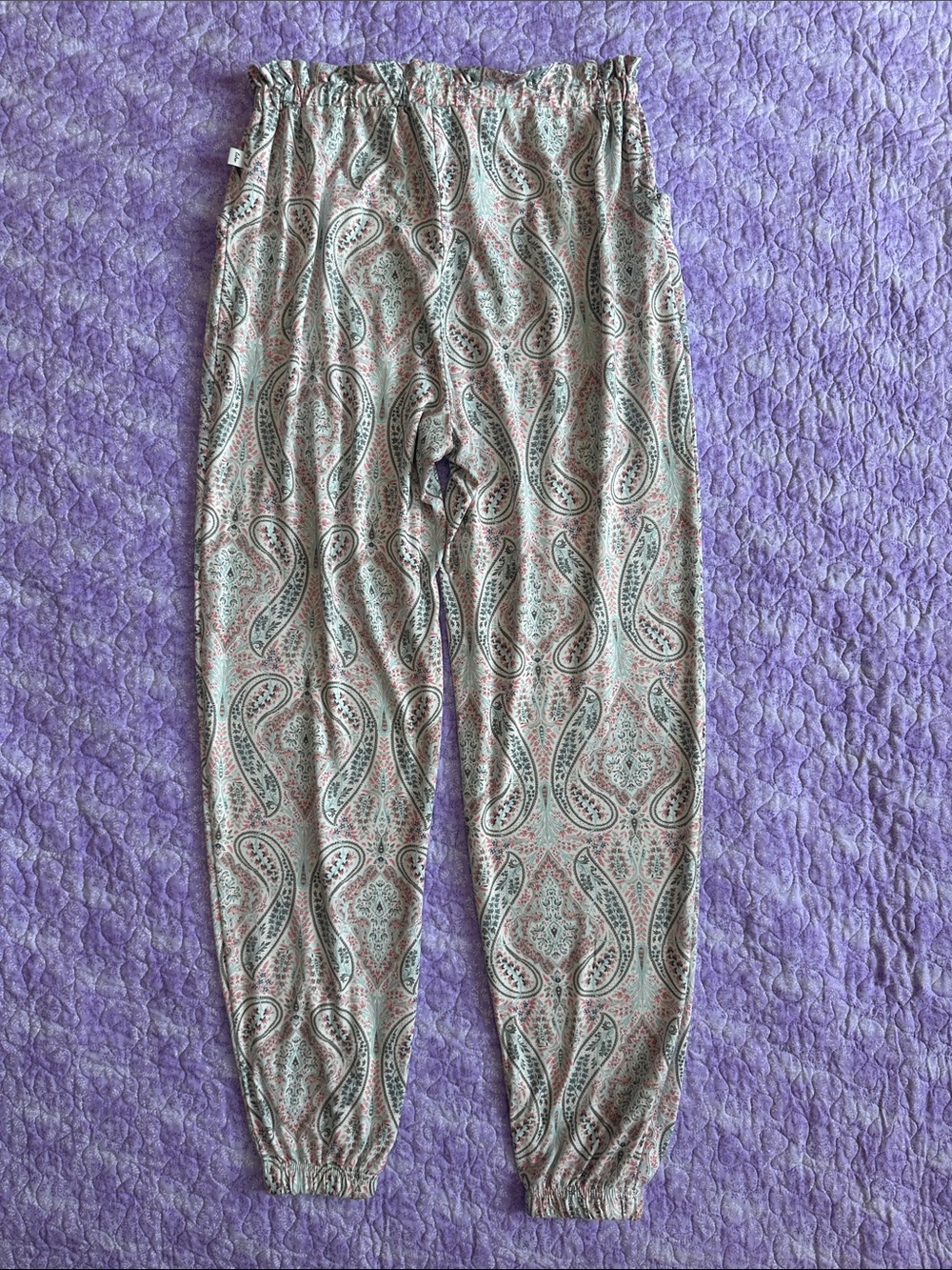 Echo Women’s Lightweight Paisley Pajama Set - Size Medium - Picture 7 of 13